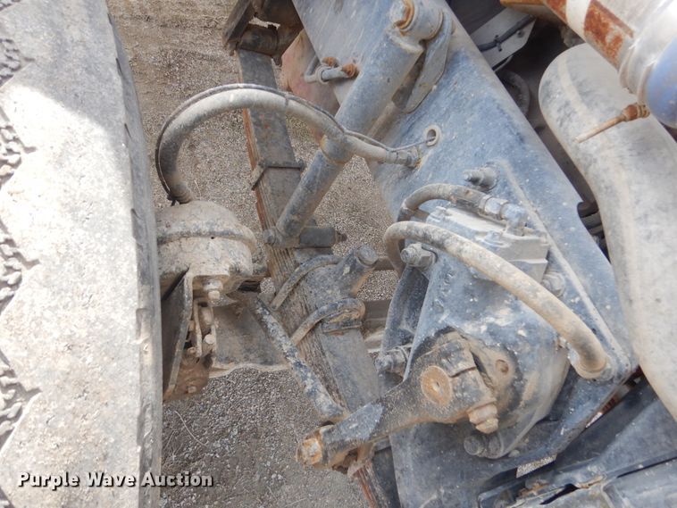 image for item HE9665 2007 Sterling LT9511  ready mix truck