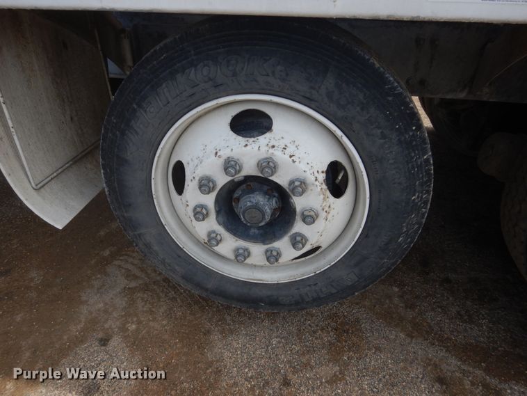 image for item HE9665 2007 Sterling LT9511  ready mix truck