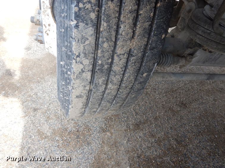 image for item HE9665 2007 Sterling LT9511  ready mix truck