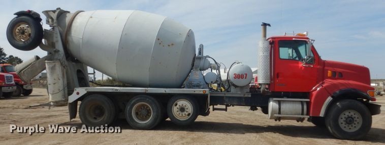 image for item HE9666 2002 Sterling LT9511  ready mix truck
