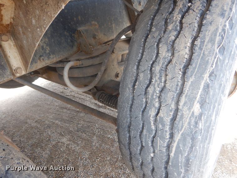 image for item HE9666 2002 Sterling LT9511  ready mix truck