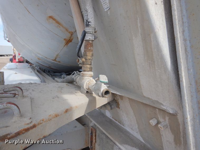 image for item HE9666 2002 Sterling LT9511  ready mix truck