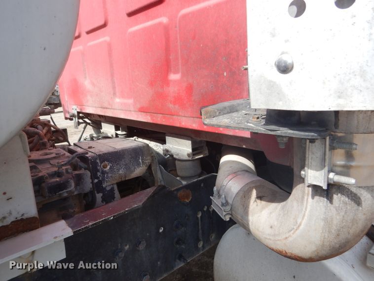 image for item HE9666 2002 Sterling LT9511  ready mix truck