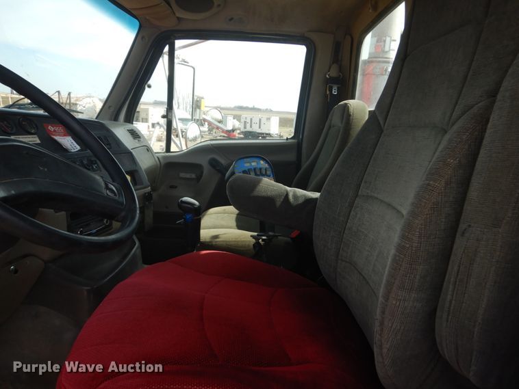 image for item HE9666 2002 Sterling LT9511  ready mix truck