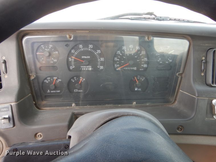 image for item HE9666 2002 Sterling LT9511  ready mix truck