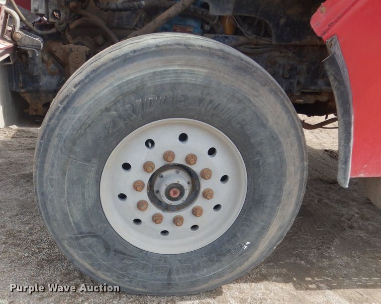 image for item HE9666 2002 Sterling LT9511  ready mix truck