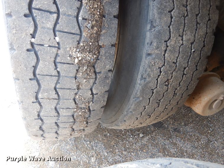 image for item HE9666 2002 Sterling LT9511  ready mix truck