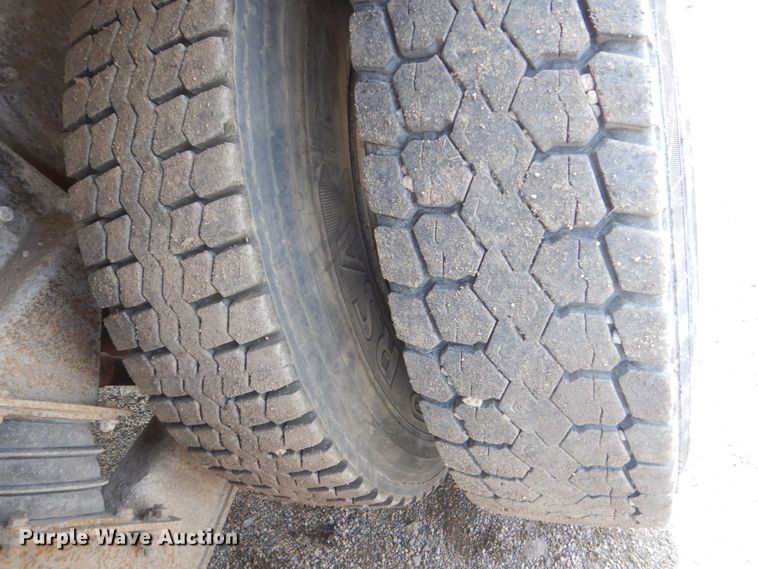 image for item HE9666 2002 Sterling LT9511  ready mix truck