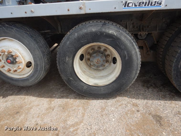 image for item HE9666 2002 Sterling LT9511  ready mix truck