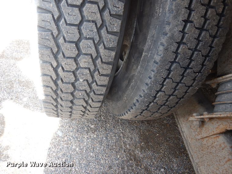 image for item HE9666 2002 Sterling LT9511  ready mix truck