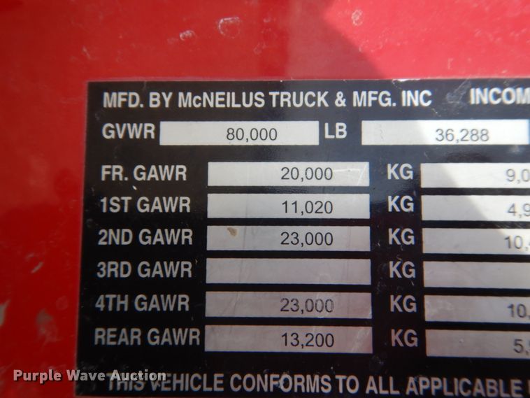 image for item HE9666 2002 Sterling LT9511  ready mix truck