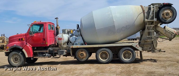 image for item HE9667 2007 Sterling LT9511  ready mix truck