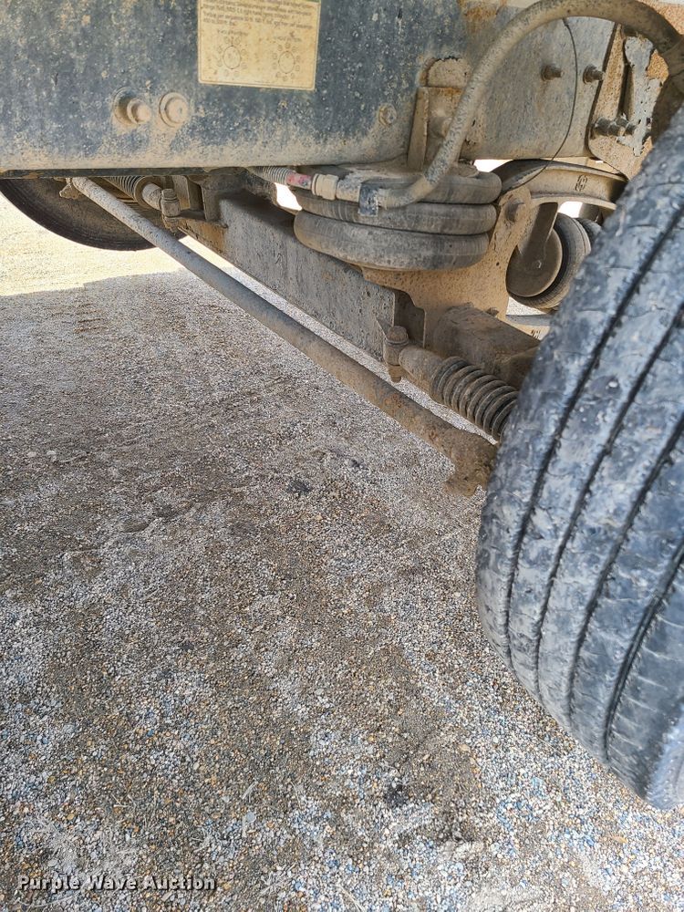 image for item HE9667 2007 Sterling LT9511  ready mix truck