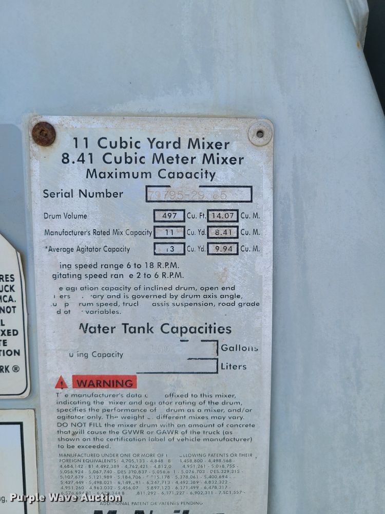 image for item HE9667 2007 Sterling LT9511  ready mix truck