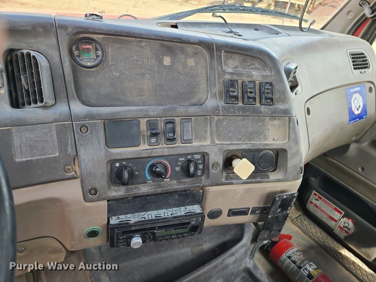 image for item HE9667 2007 Sterling LT9511  ready mix truck