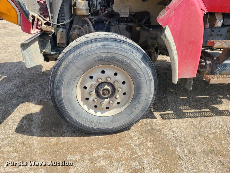 image for item HE9667 2007 Sterling LT9511  ready mix truck