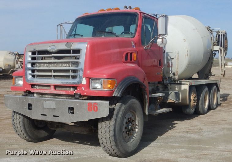 image for item HE9668 2007 Sterling LT9511  ready mix truck