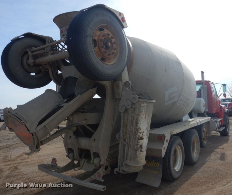 image for item HE9668 2007 Sterling LT9511  ready mix truck