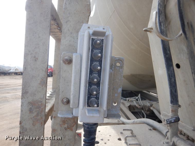 image for item HE9668 2007 Sterling LT9511  ready mix truck