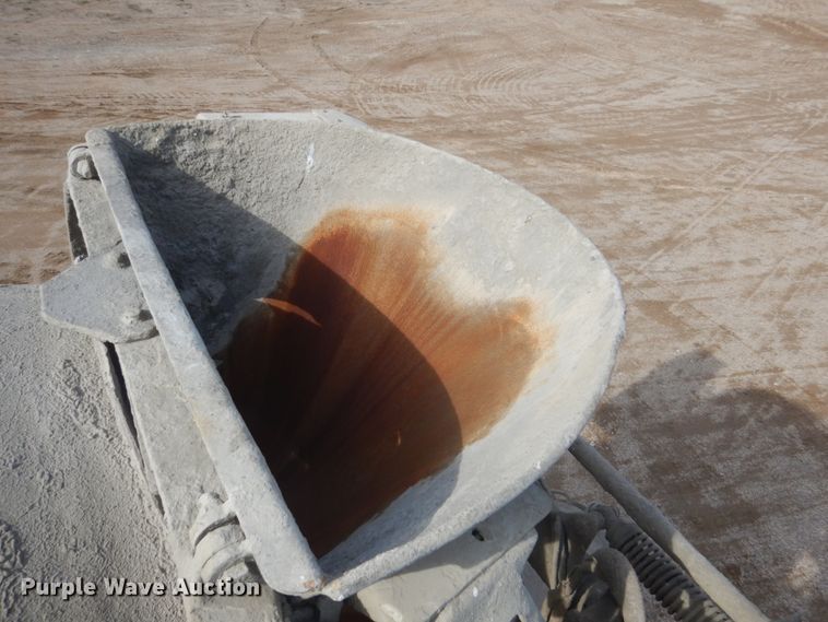 image for item HE9668 2007 Sterling LT9511  ready mix truck