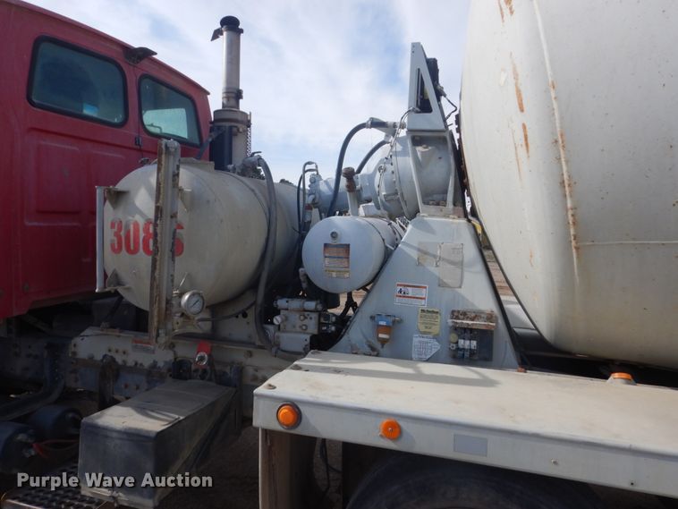 image for item HE9668 2007 Sterling LT9511  ready mix truck