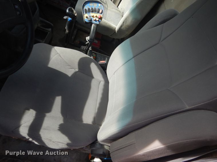 image for item HE9668 2007 Sterling LT9511  ready mix truck