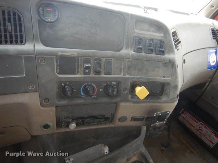 image for item HE9668 2007 Sterling LT9511  ready mix truck