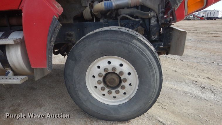 image for item HE9668 2007 Sterling LT9511  ready mix truck