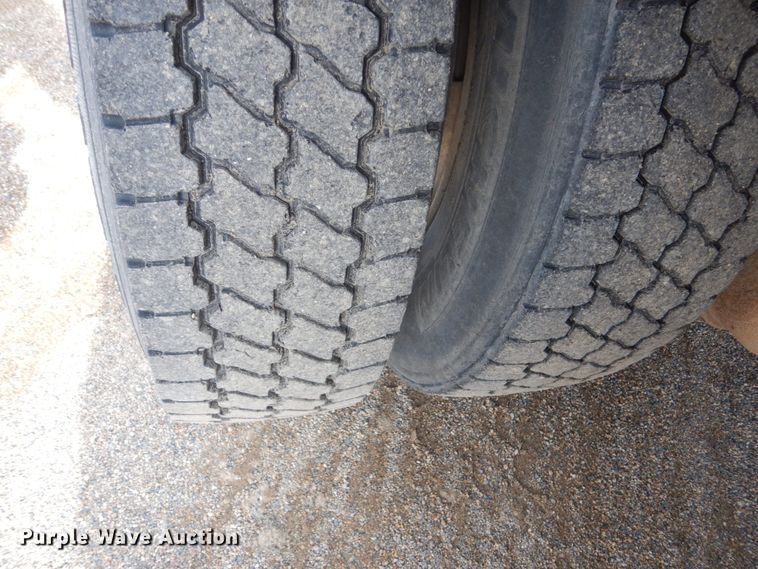 image for item HE9668 2007 Sterling LT9511  ready mix truck