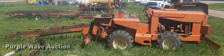 image for item HE9711 Ditch Witch R60  trencher