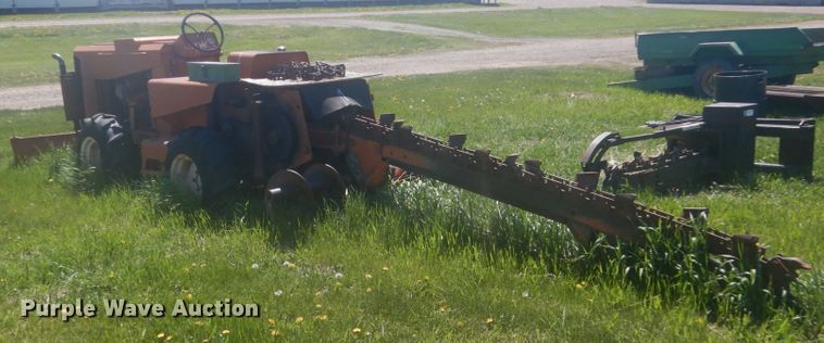 image for item HE9711 Ditch Witch R60  trencher