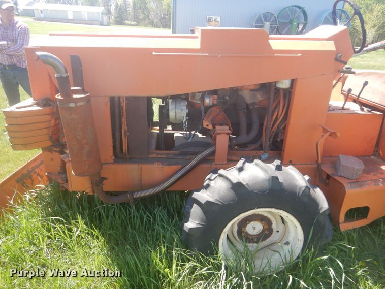 image for item HE9711 Ditch Witch R60  trencher