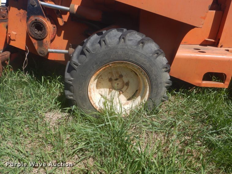 image for item HE9711 Ditch Witch R60  trencher