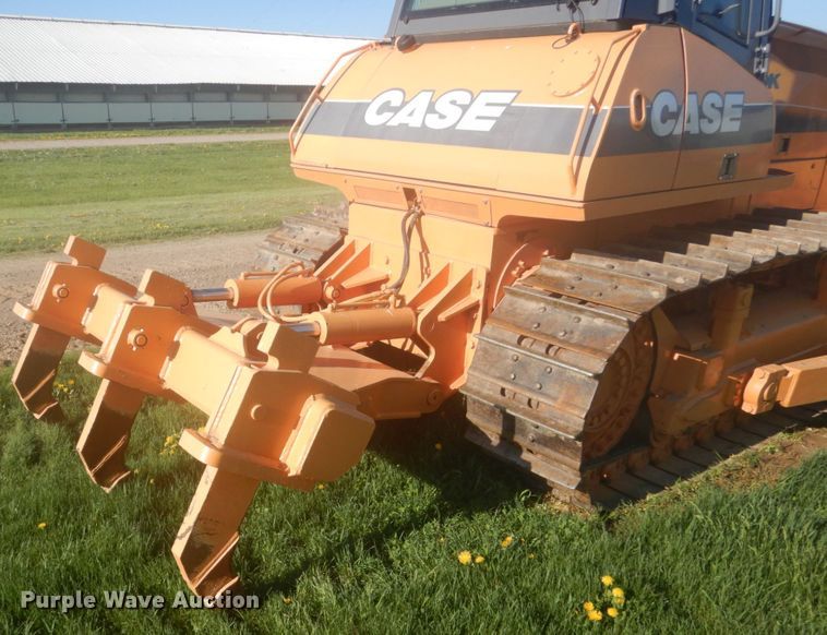 image for item HE9721 2003 Case 1850K  dozer