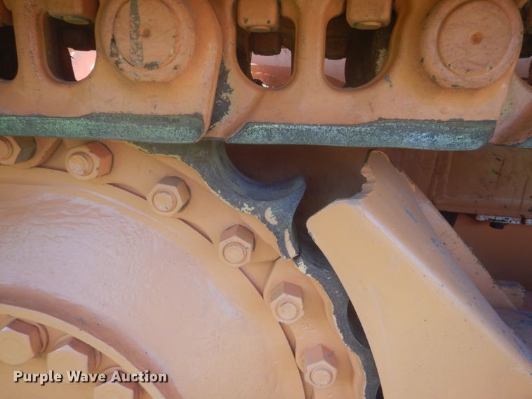 image for item HE9721 2003 Case 1850K  dozer