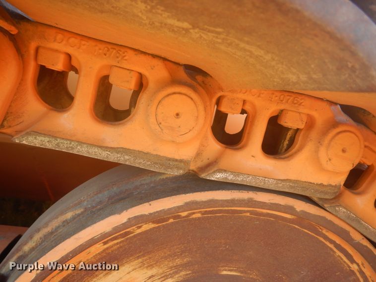 image for item HE9721 2003 Case 1850K  dozer