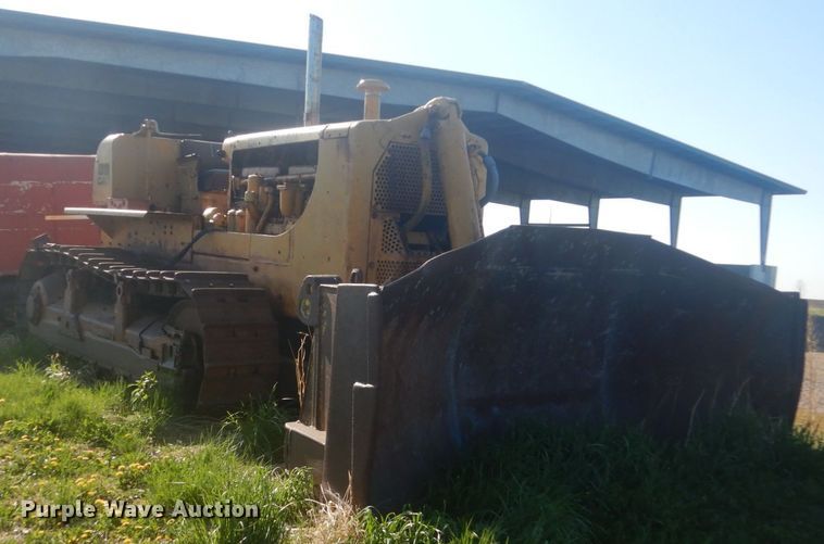 image for item HE9722 Caterpillar D8  dozer