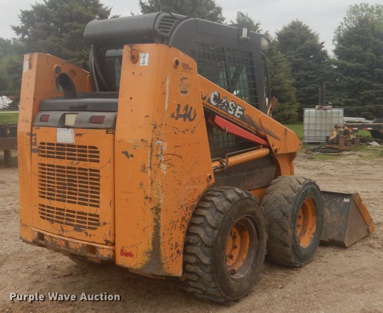 image for item HE9725 2009 Case 440 Series 3  skid steer loader