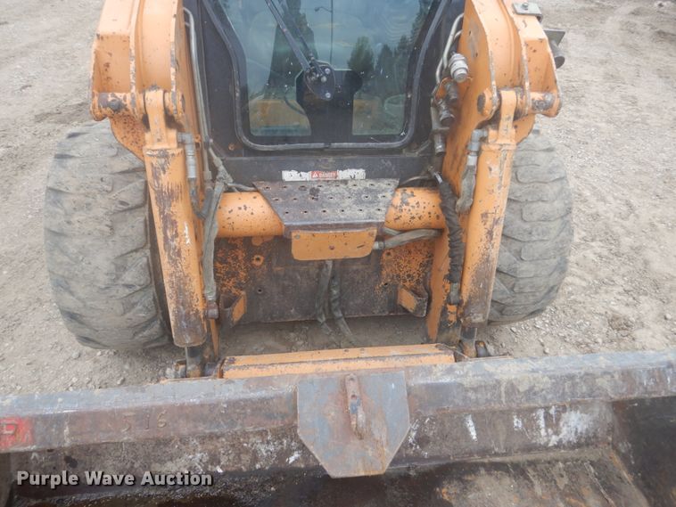 image for item HE9725 2009 Case 440 Series 3  skid steer loader