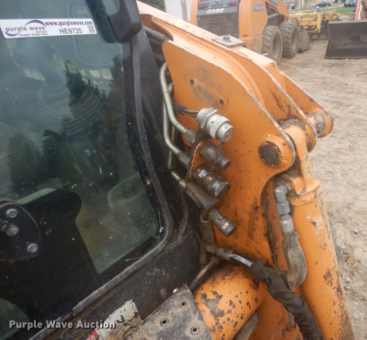 image for item HE9725 2009 Case 440 Series 3  skid steer loader