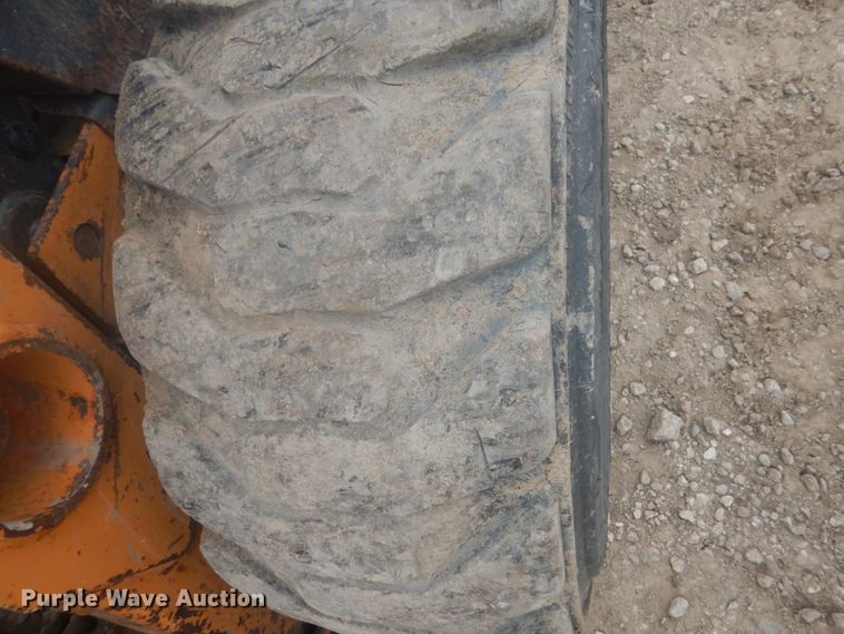 image for item HE9725 2009 Case 440 Series 3  skid steer loader