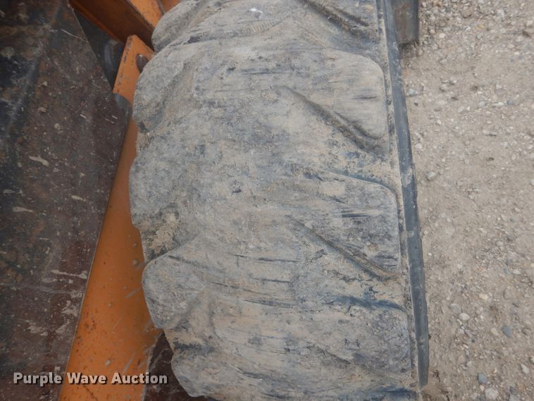 image for item HE9725 2009 Case 440 Series 3  skid steer loader