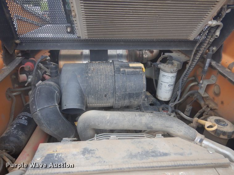 image for item HE9726 2016 Case SR270  skid steer loader