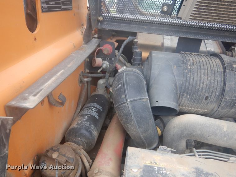 image for item HE9726 2016 Case SR270  skid steer loader