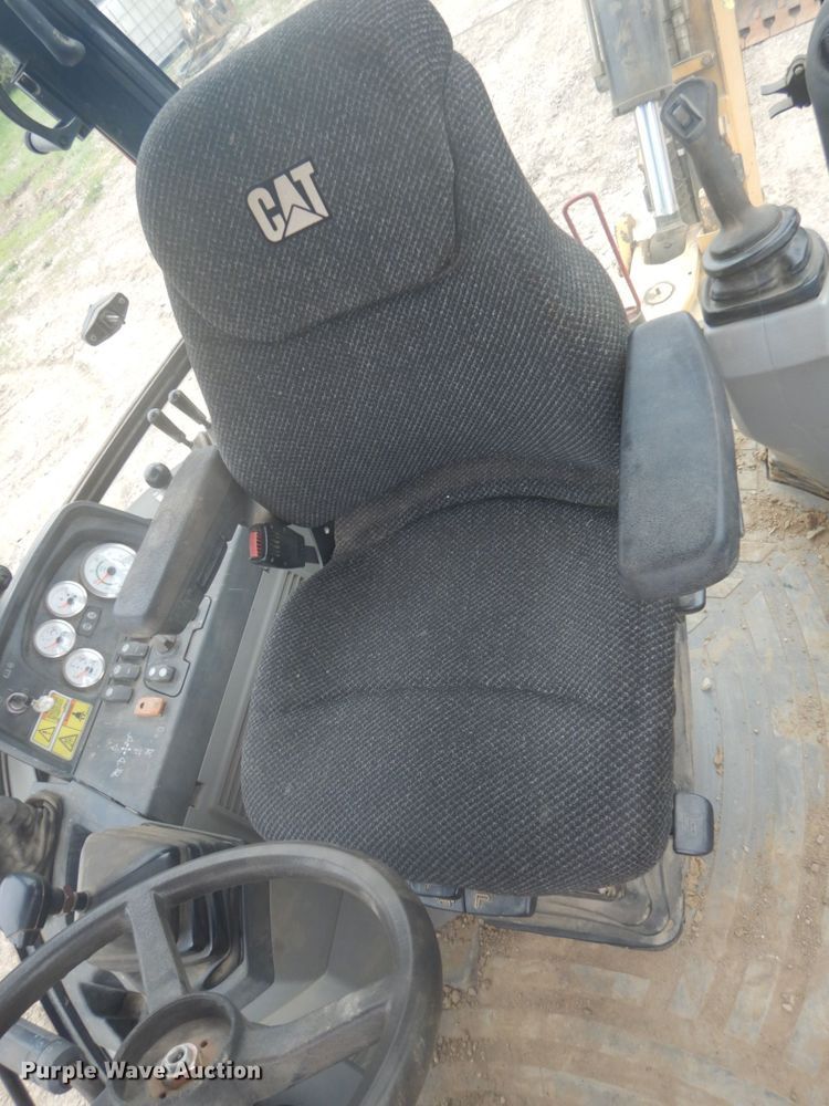 image for item HE9727 2008 Caterpillar 420E  backhoe