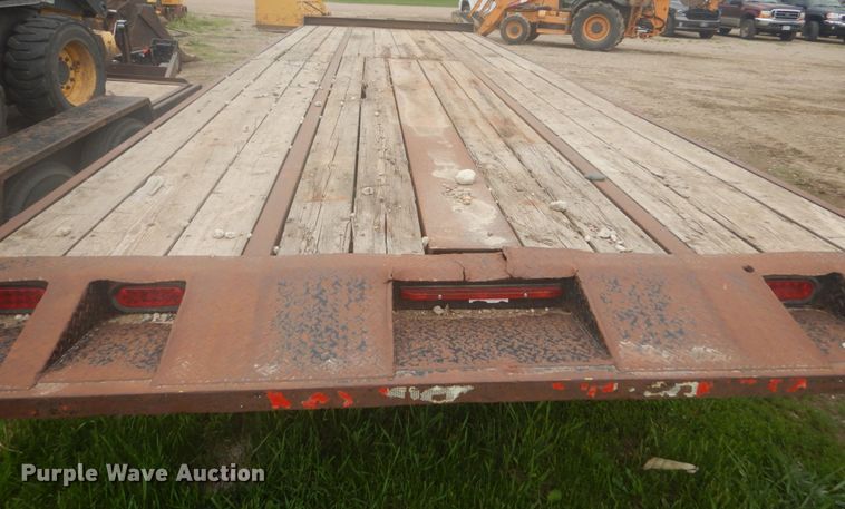 image for item HE9730 2000 Econoline DPM26TA  tilt deck equipment trailer