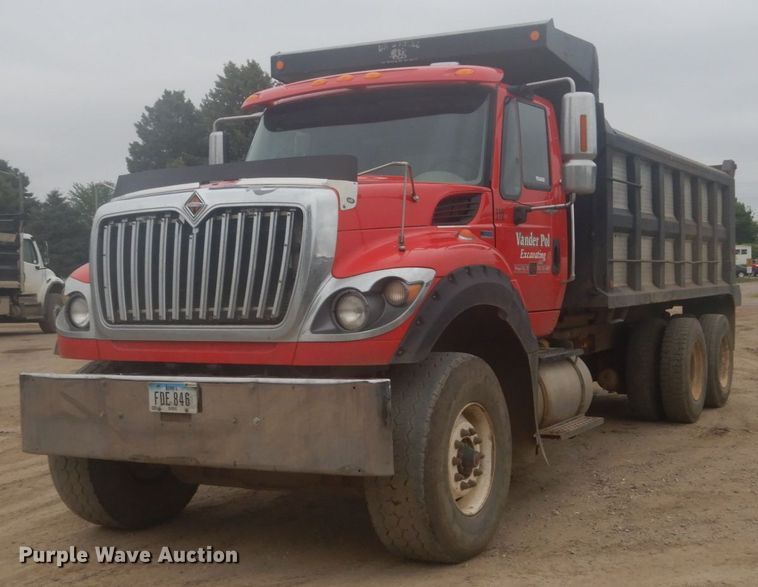 image for item HE9731 2011 International WorkStar 7600  dump truck