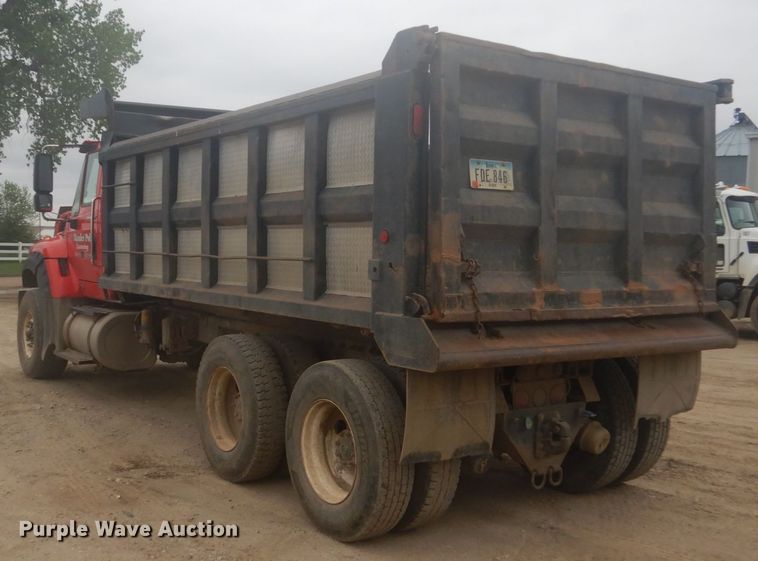 image for item HE9731 2011 International WorkStar 7600  dump truck