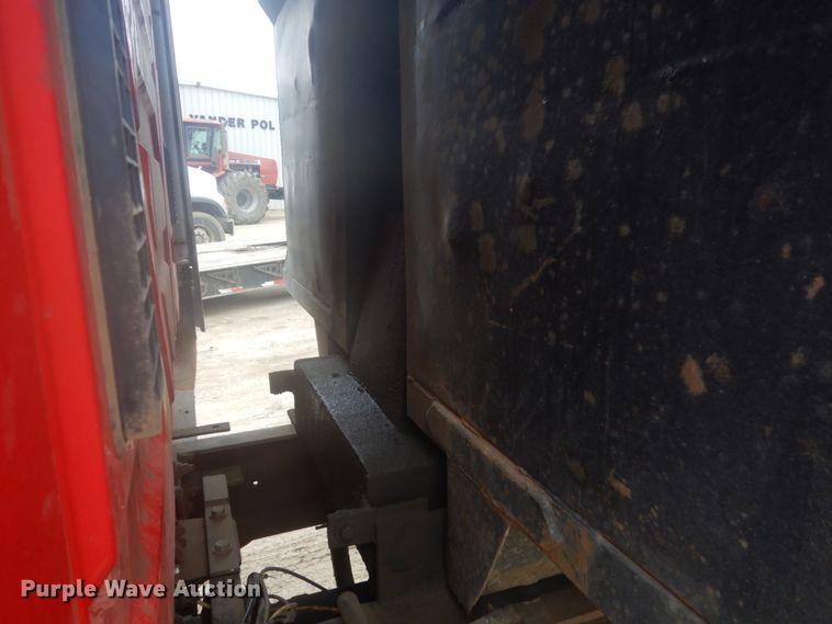 image for item HE9731 2011 International WorkStar 7600  dump truck