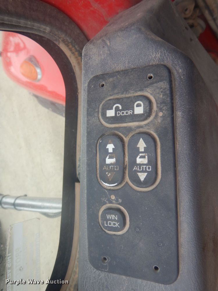 image for item HE9731 2011 International WorkStar 7600  dump truck